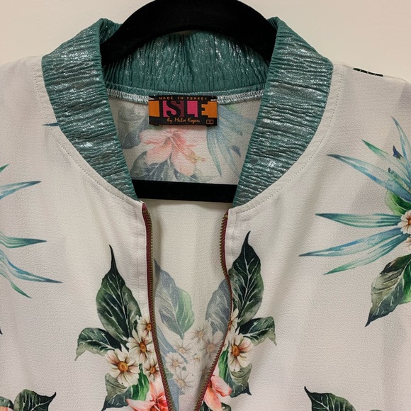 Isle Bomber Jacket - Picture 2 of 3